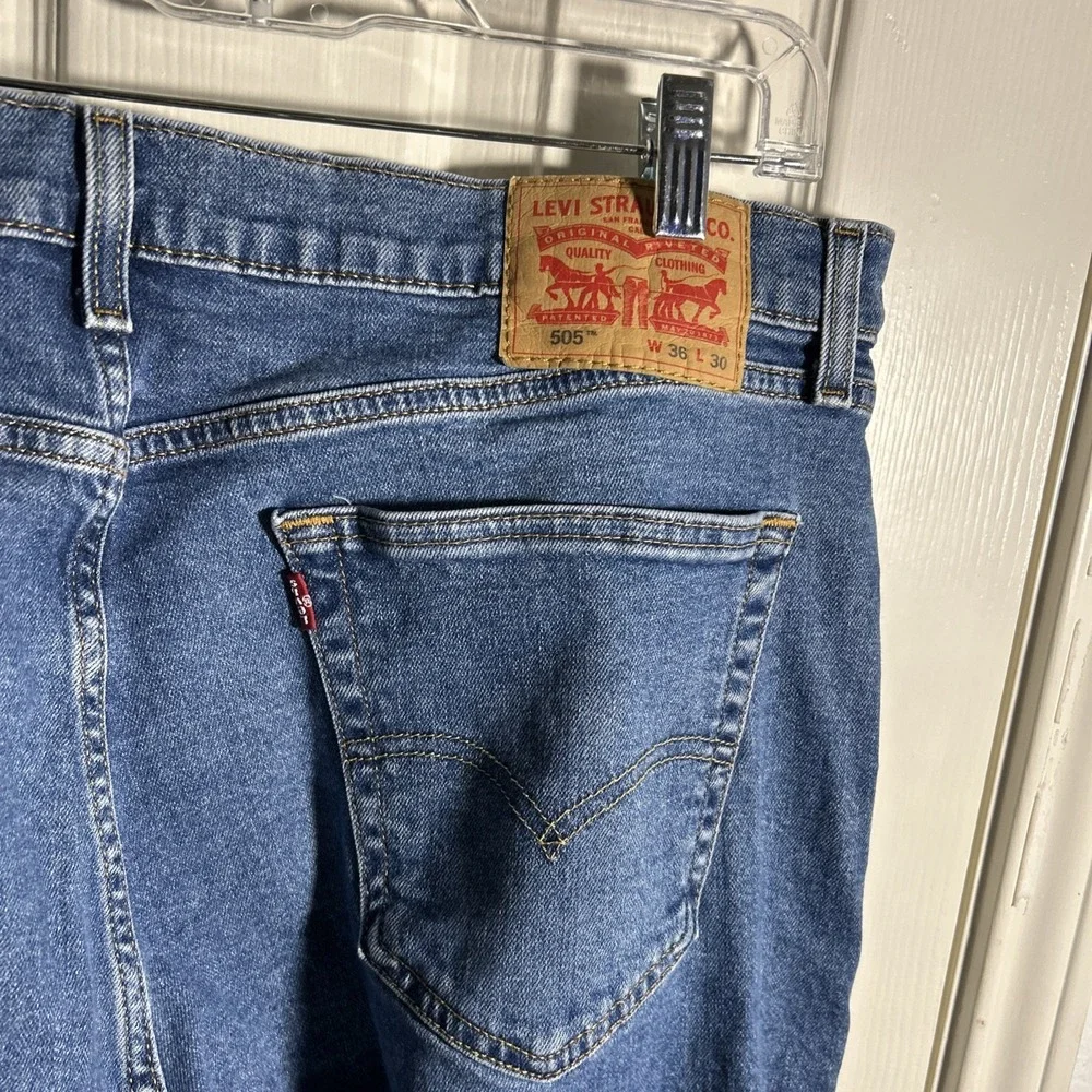 Levi's Men's 505 Regular Fit Straight Jeans‎ Blue 36